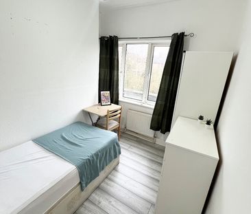 Room in a Shared House, Homefield Road, HA0 - Photo 1