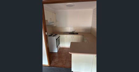 2 Bedroom Townhouse with Inlet Views - Photo 4