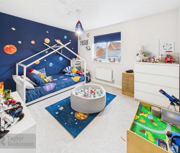 4 bedroom detached house to rent - Photo 5