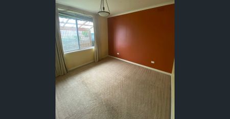 Excellent location - Photo 3