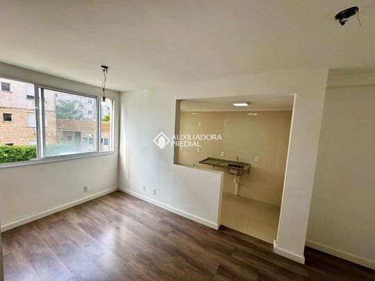 Apartamento com 2 quartos e 49m² para alugar em Cavalhada, Porto Alegre. - Foto 1