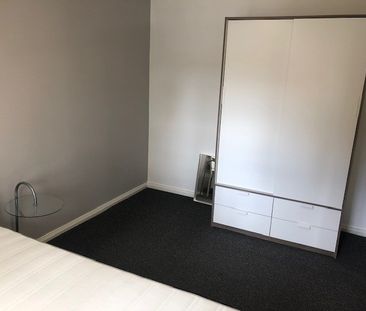 3 Bed Flat, Princes Gardens, L3 - Photo 6