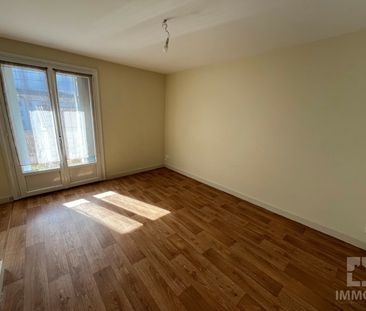 Location Appartement 1 pièce 45m² CAHORS 46000 - Photo 4