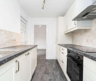 Aberdeen Grove, Edgeley, SK3 - Photo 5