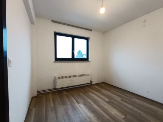 Ruim hoekappartement met 2 slaapkamers en terras - Foto 1