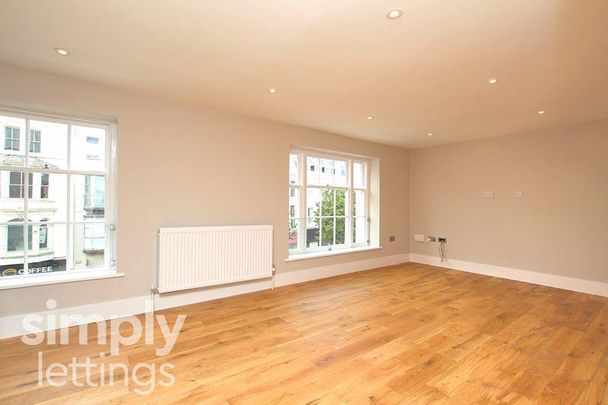 2 bedroom maisonette to rent - Photo 1
