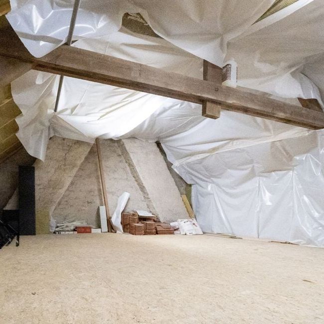 Woning te huur in Sint-Andries voor € 1.100 met 3 slaapkamers - Photo 1