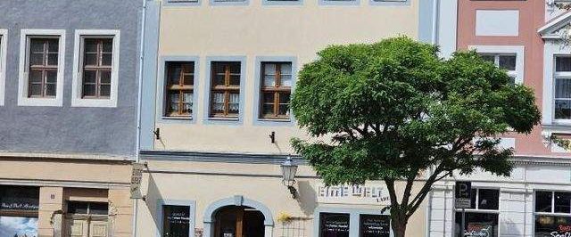 Charmante und individuelle Wohlfühlwohnung mit traumhaften Stuckdecken! - Foto 1