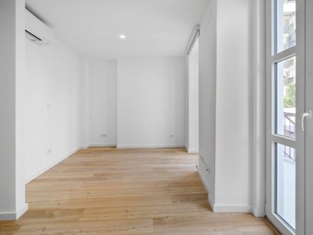 Apartamento T2+1 em Lisboa - Photo 3