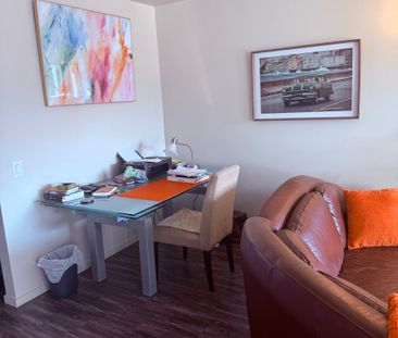 Sole on St. Paul – Great Location - Photo 2