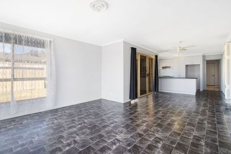 Spacious Family Home in Prime Lavington Location - Photo 5