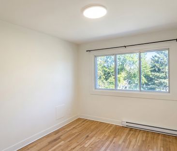 3½ For Rent — Côte-des-Neiges–Notre-Dame - Photo 1