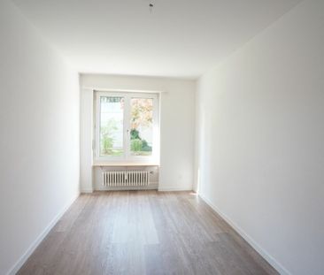 Teilsanierte Wohnung in urbanem, naturnahen Quartier - Photo 4