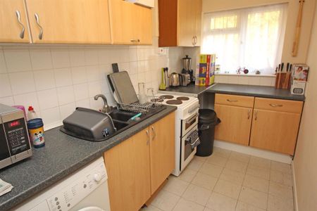 1 bedroom maisonette to rent - Photo 3