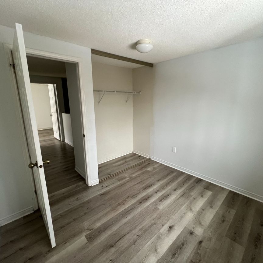 For Lease - 70 Chapman Court Unit# 42, London North, Ontario - Photo 1