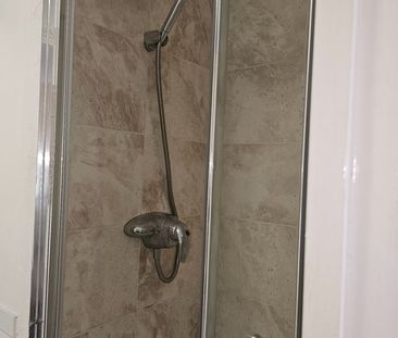 Room in a Shared Flat, Innerd Court, CR0 - Photo 5