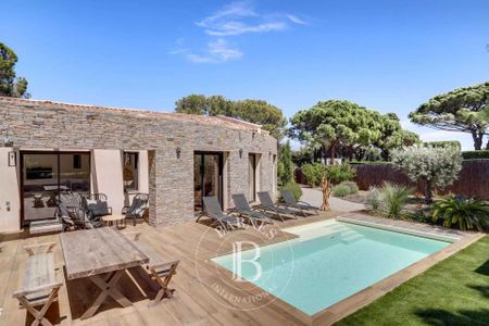 SAINT-TROPEZ - LES SALINS - VILLA 3 CHAMBRES - PISCINE - Photo 5