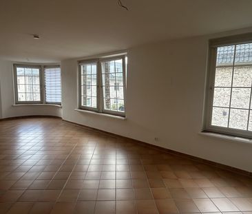 Gepflegte 2-Zimmerwohnung mit Einbauküche in Oberforstbach! - Photo 1