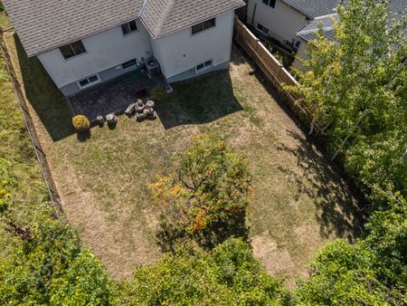 For Lease - 929 Southdown Drive Unit# Upper, Oshawa, Ontario - Photo 5