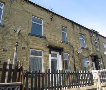 Livingstone Street, Halifax - Photo 1