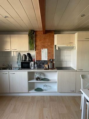 Appartement te huur - Photo 1