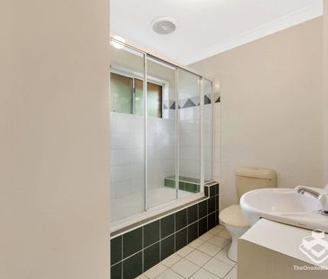 Fully air conditioned, Sunnybank Hills State School catchment, rent... - Photo 5