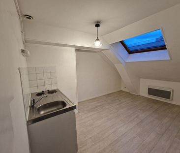 Location Appartement 1 pièce 19m² - Photo 2