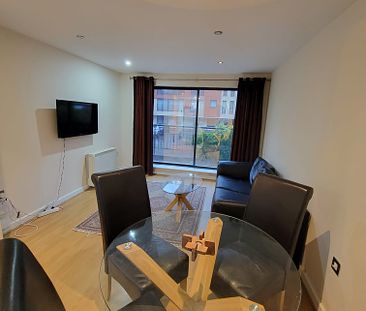 2 bedroom apartment to rent in Birmingham - Photo 2