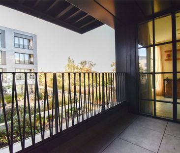 A beautiful 2 bedroom apartment situated in this popular developmen... - Photo 5