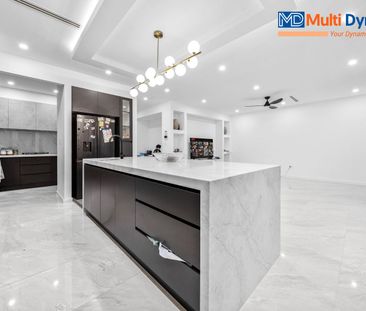 Prestige Living Redefined - Exceptional Double-Storey Luxury Residence - Photo 4