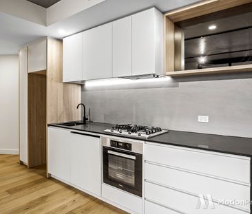 102/757 Toorak Road, Hawthorn East VIC 3123 - Apartment For Rent | ... - Photo 3