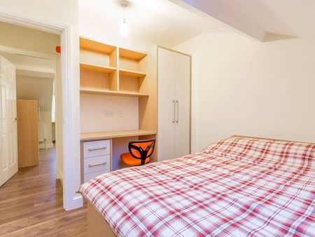Apt 9, 22A Blenheim Terrace - Photo 4