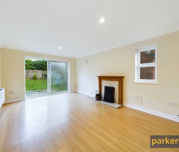 Aberaman, Emmer Green, Reading, Berkshire, RG4 - Photo 1