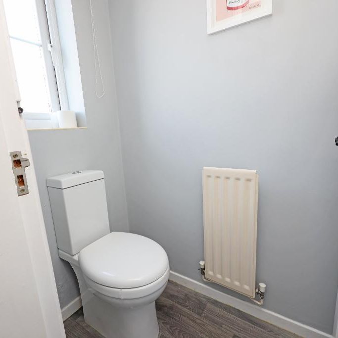 3 Bedroom Terraced To Rent - Photo 1