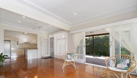 42 Pacific Drive, Port Macquarie NSW 2444 - House For Rent | Domain - Photo 4