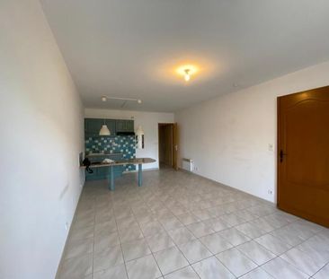 Location Appartement 3 pièces 57m² SEILLONS SOURCE D ARGENS 83470 - Photo 1