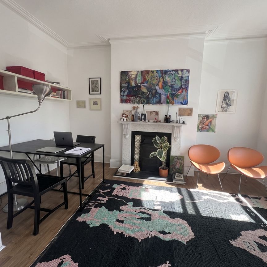 2 Bed Flat, Stoke Newington, N16 - Photo 1