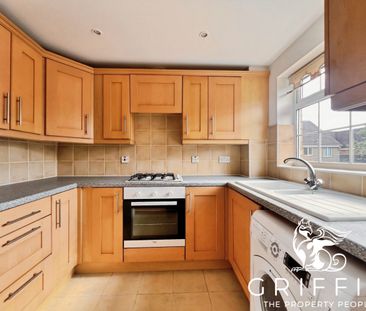 Maunder Close, Chafford Hundred, RM16 - Photo 4