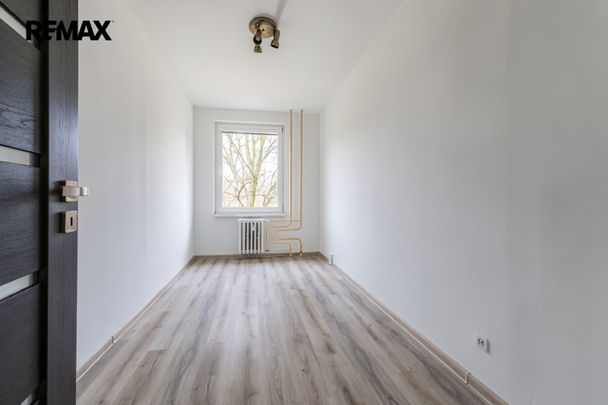 Pronájem bytu 3+1 v osobním vlastnictví 62 m², Praha 9 - Prosek - Photo 1