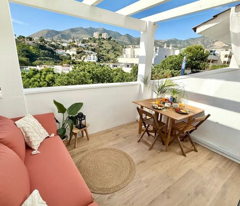 Alquiler de piso en Calle Jabea - Photo 1