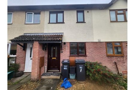 2 bedroom semi-detached house to rent - Photo 5