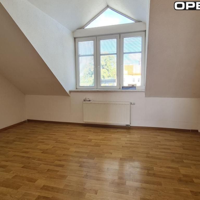 Pronájem bytu 4+1 90 m2 - Photo 1