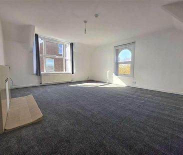 Top Flat, Polsloe Road, Heavitree, Exeter, EX1 - Photo 1