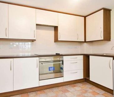 Kingsquarter, Maidenhead, Berkshire, SL6 - Photo 4