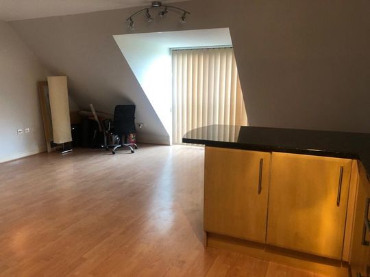 2 bedroom flat to rent - Photo 1