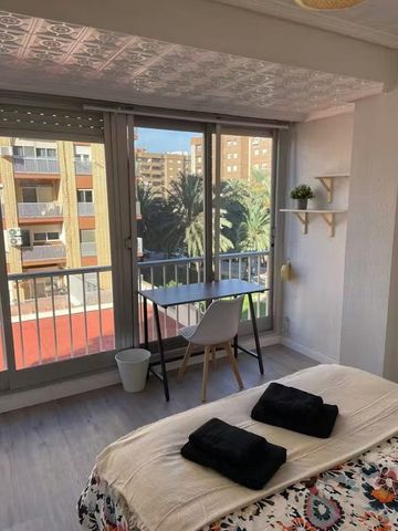 Avinguda del Doctor Tomàs Sala, Valencia, Valencian Community 46017 - Photo 5