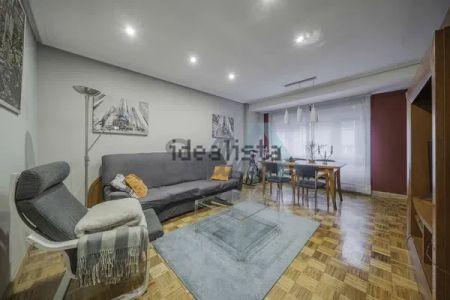 Alquiler de piso en Calle del Postigo Bajo - Photo 2