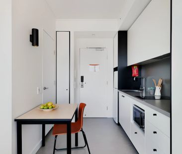 Premium Studio Apartment - Photo 5