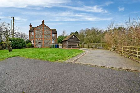 Beautiful brick and flint cottage - Photo 3