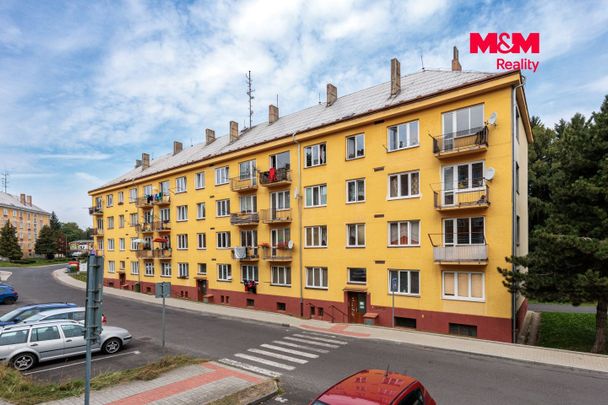 Pronájem, Byt 2+1, 54 m², Bukovany - Photo 1